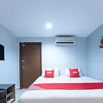 Super Oyo 90254 D Anugerah Hotel